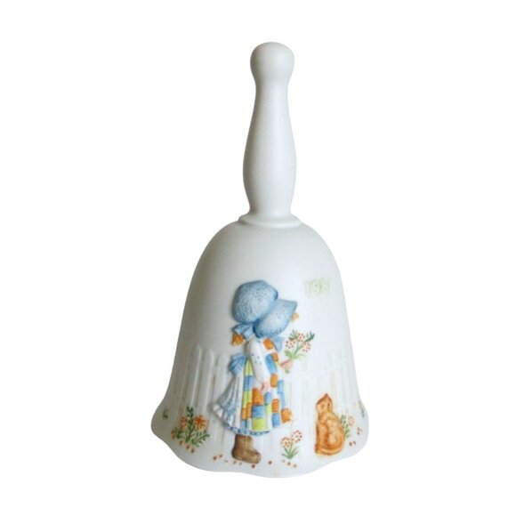 Vintage Holly Hobbie 1981 First Annual  Bell Fine Bisque White Porcelain WWA Inc - Picture 1 of 6